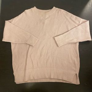 Womens Aerie light pink long sleeve sweater knit, size medium
